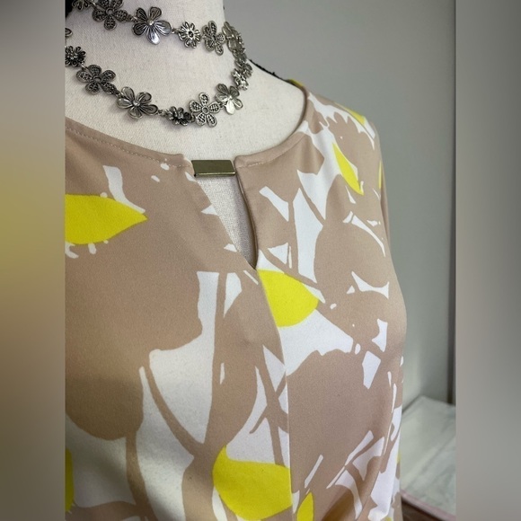 New York & Co. Tan 3/4 Sleeve Top Sz M - Picture 4 of 8